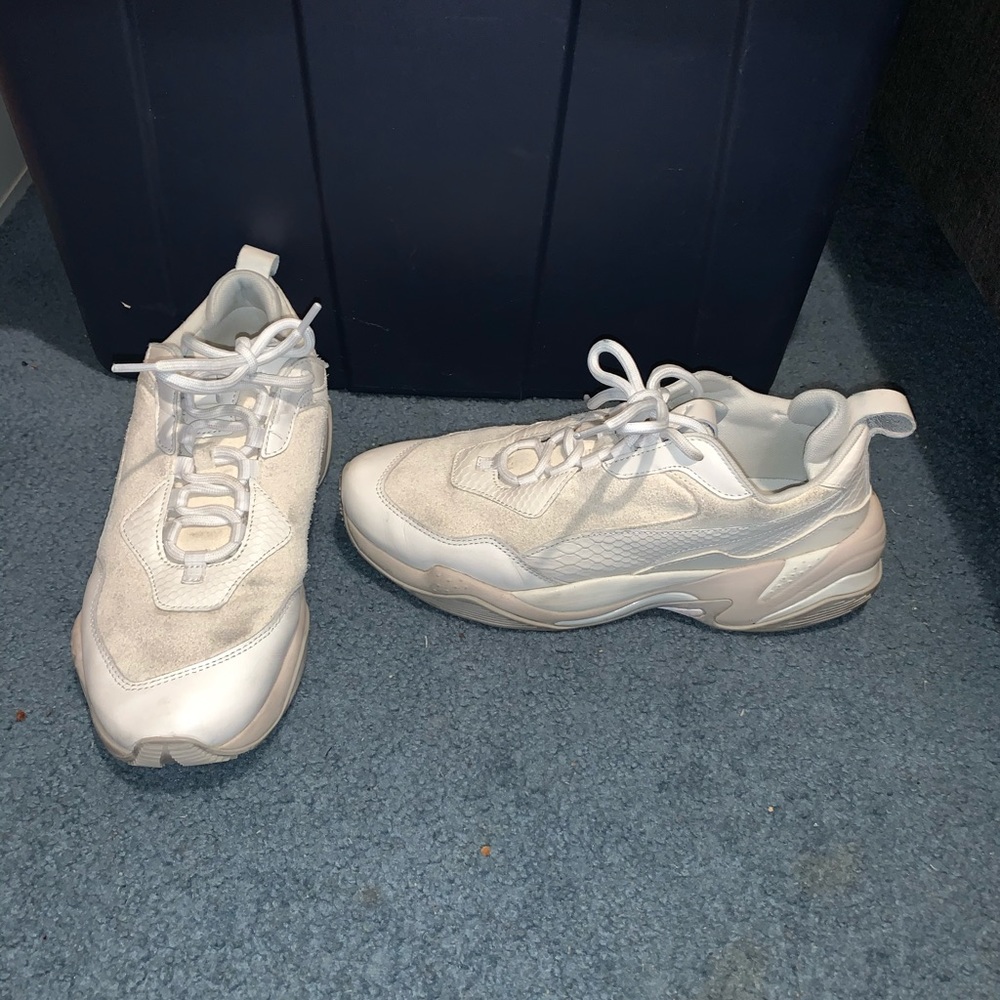 Chunky Puma Sneakers